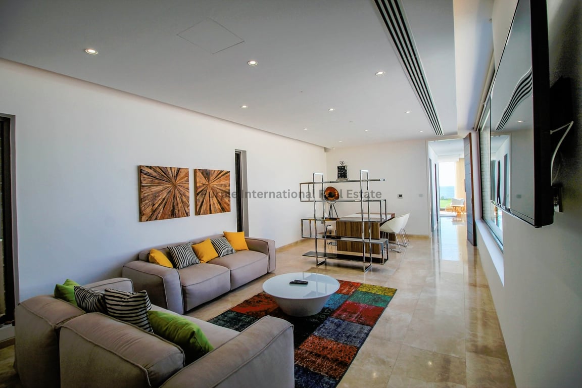 House in Pegeia - Image 2