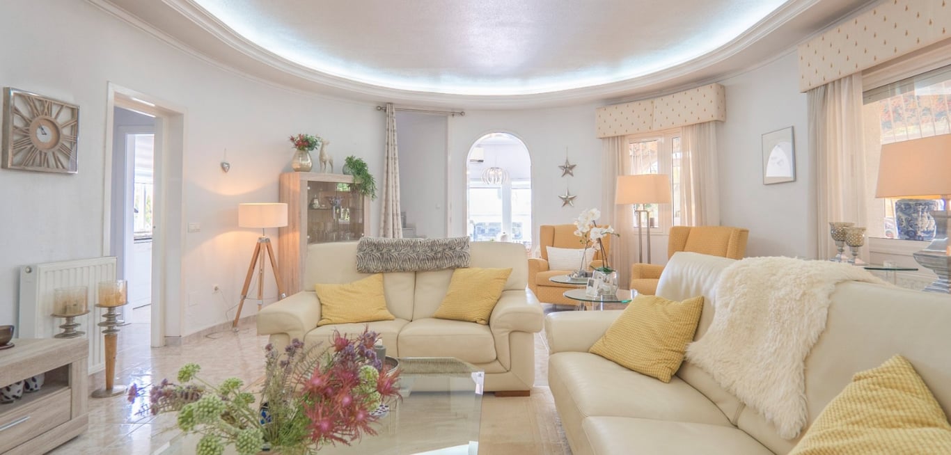 House in Dona Pepa - Image 3