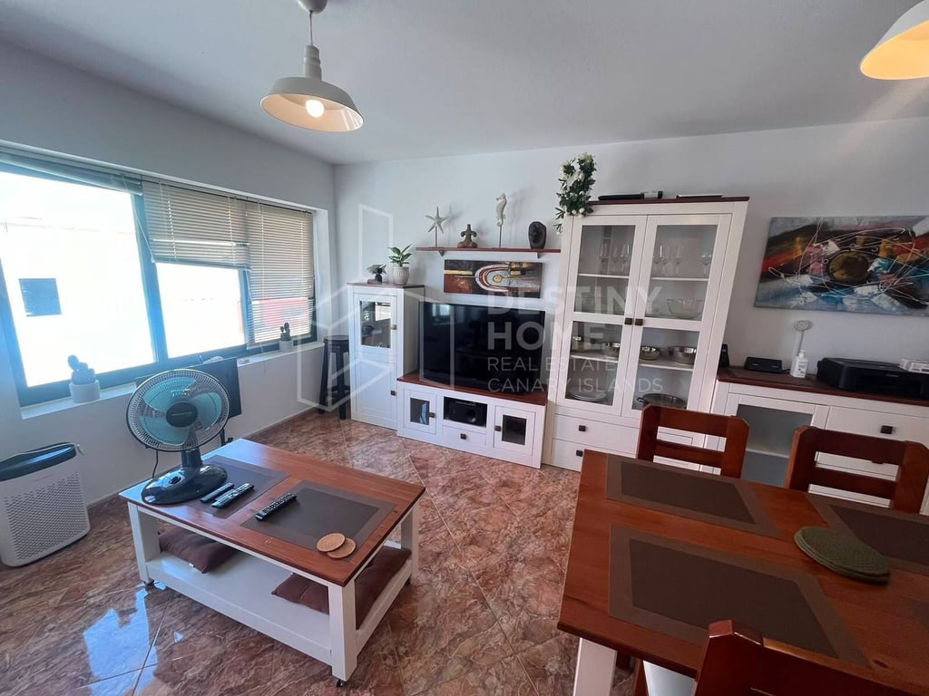 House in Puerto de las Lajas - Image 2