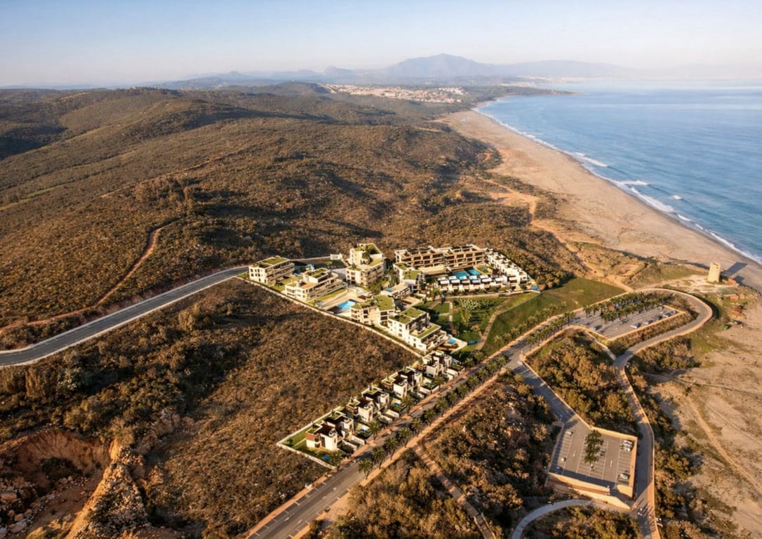 Apartment in La Alcaidesa - Image 3