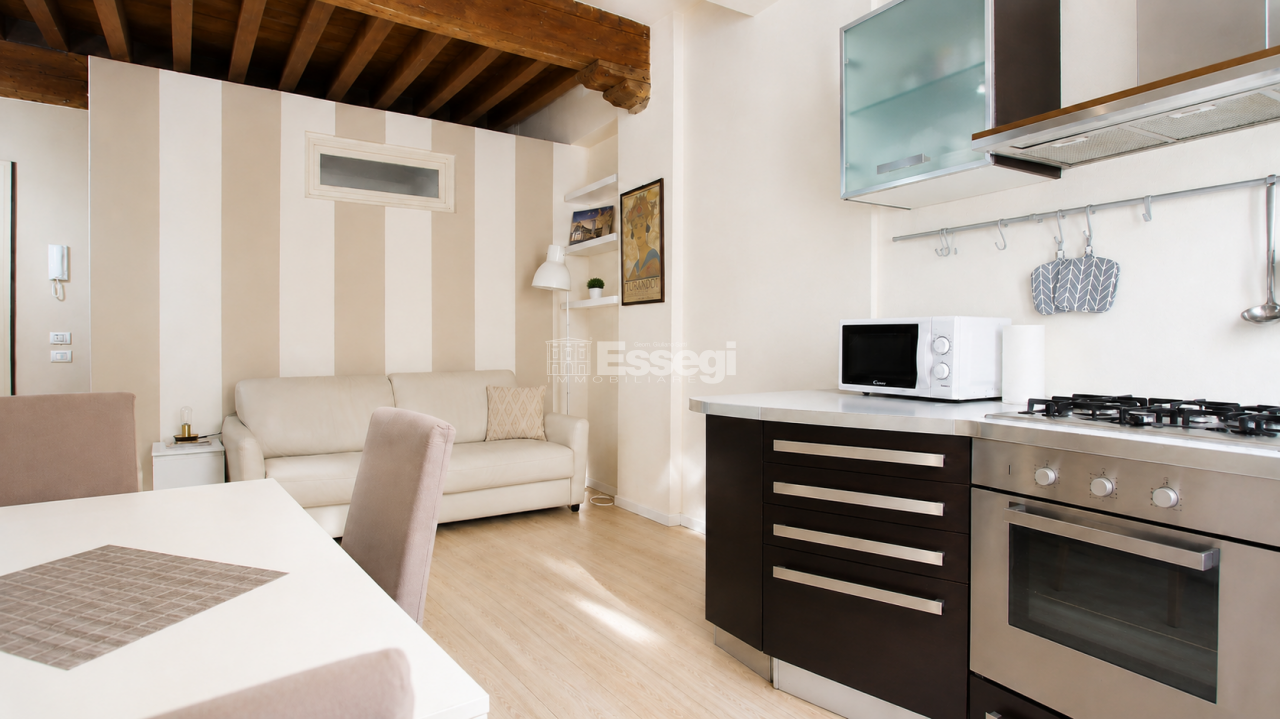 Apartment in Lucca - Image 3