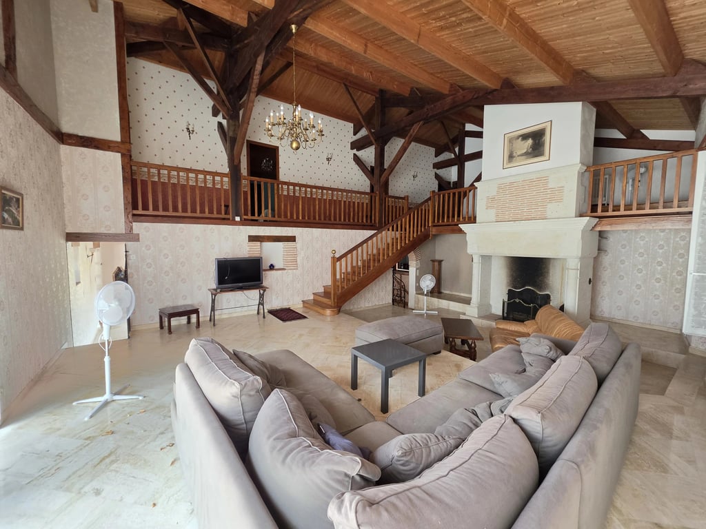 House in Roquecor - Image 3
