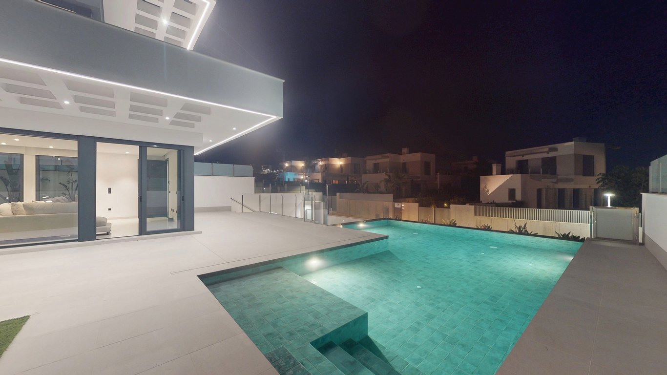 House in Finestrat - Image 2