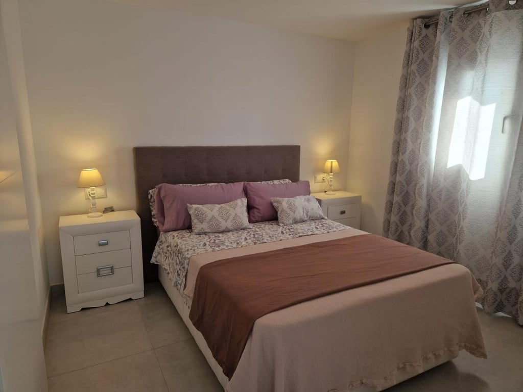 Penthouse in Estepona - Image 3