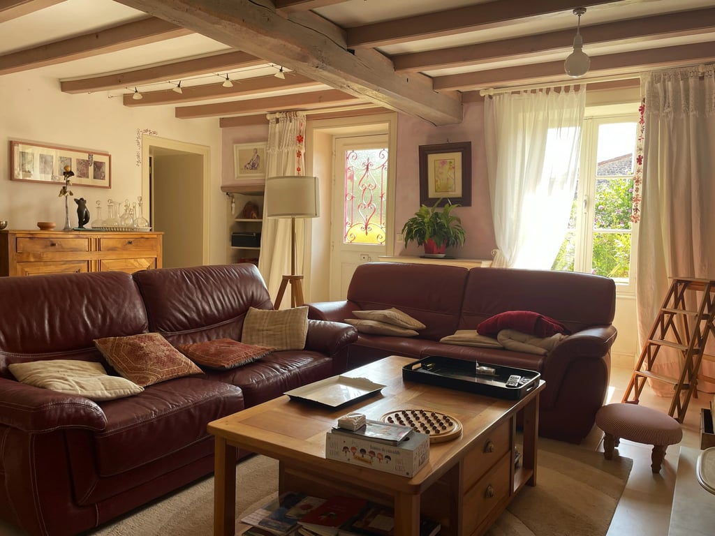 House in Ecoyeux - Image 3