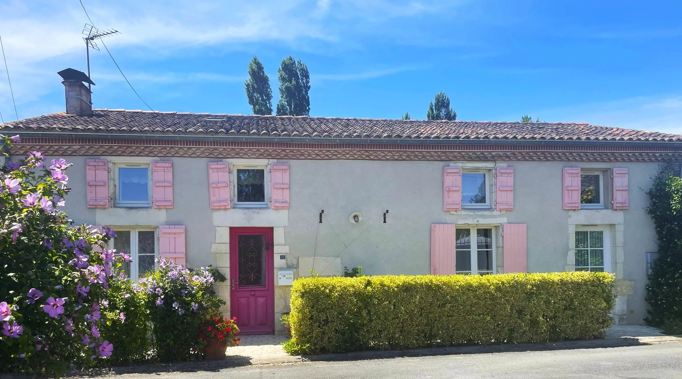 House in Ecoyeux