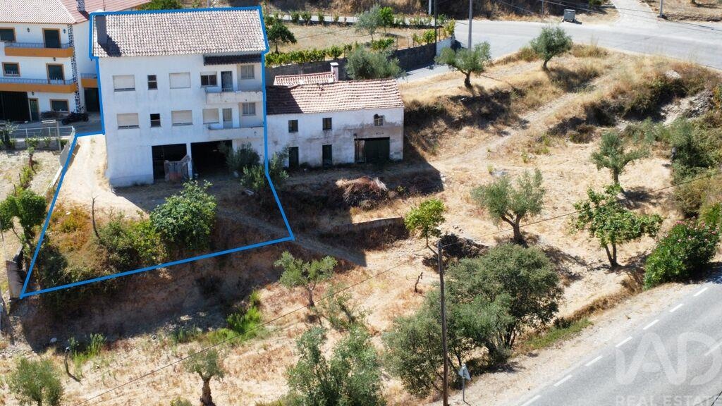 House in Proenca-A-Nova - Image 2