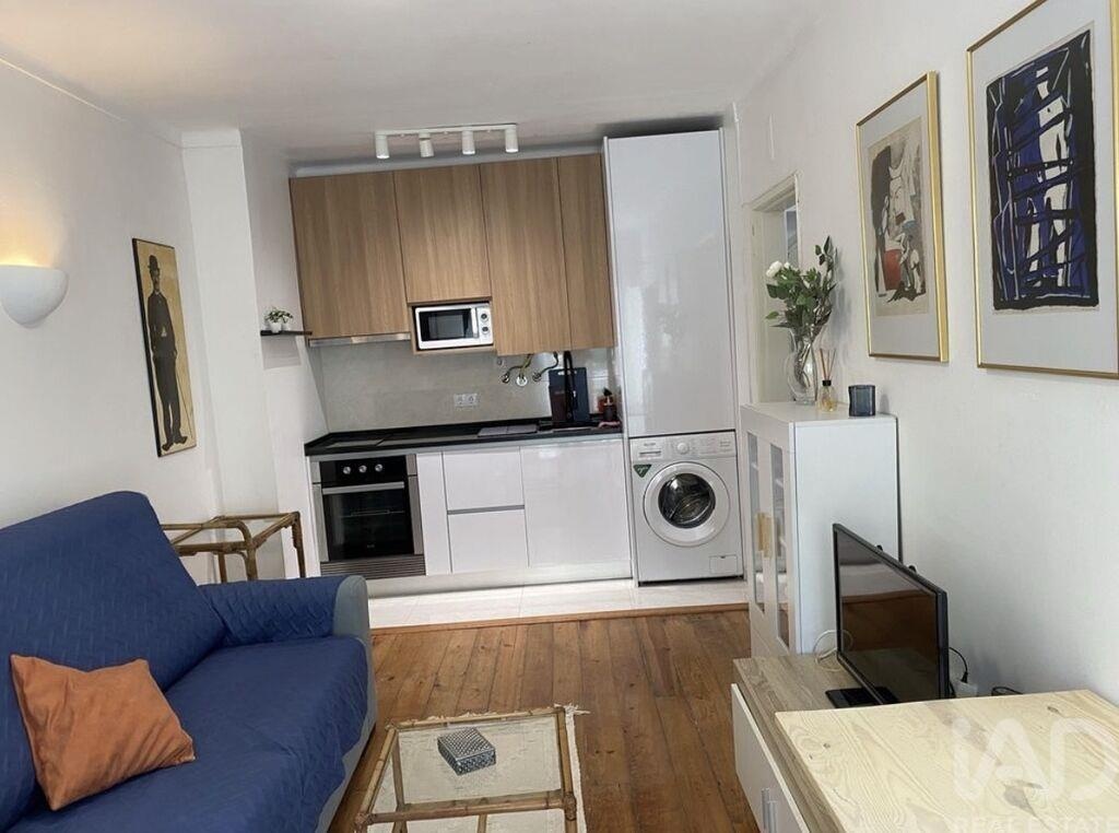 Apartment in Cascais - Image 2