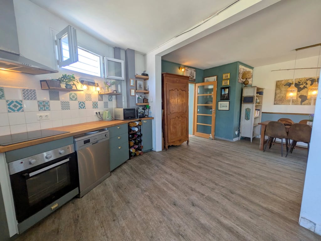 House in Mortagne-sur-Gironde - Image 3