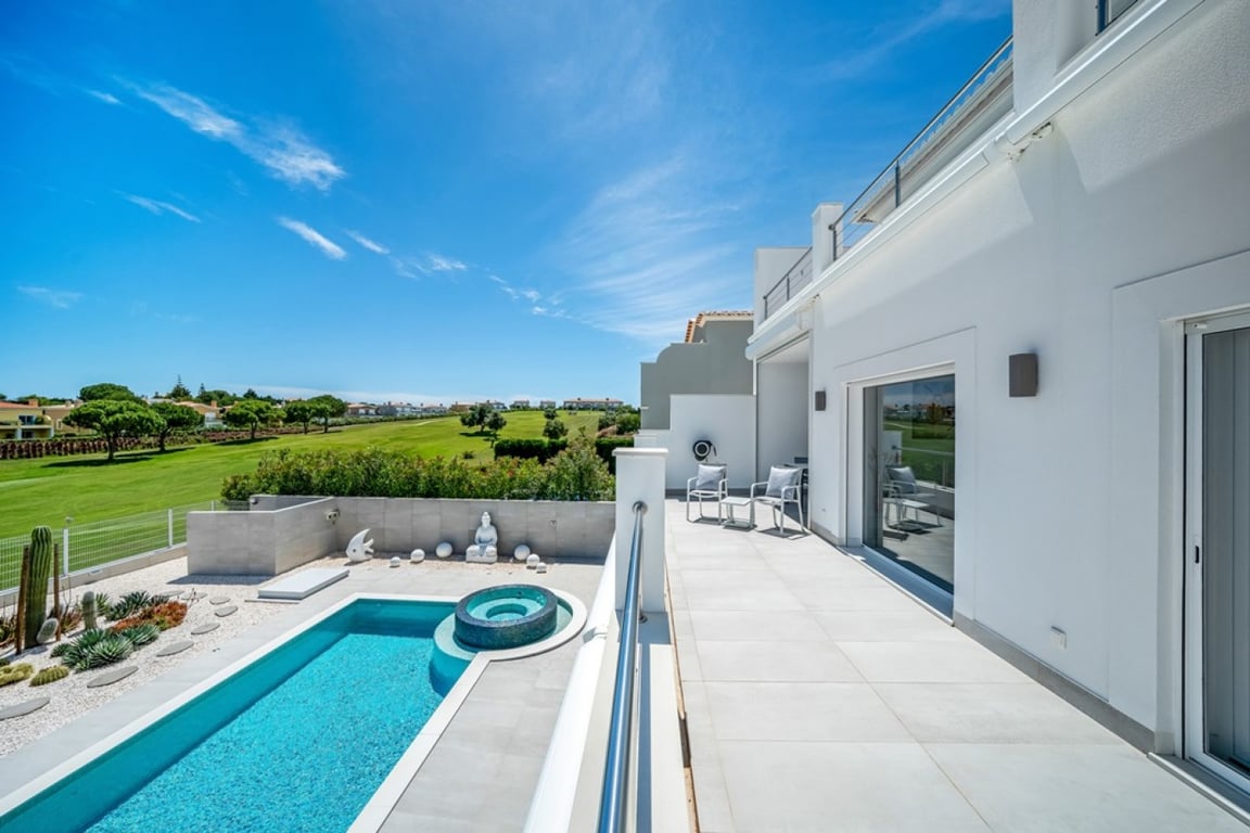 House in Lagos - Image 3