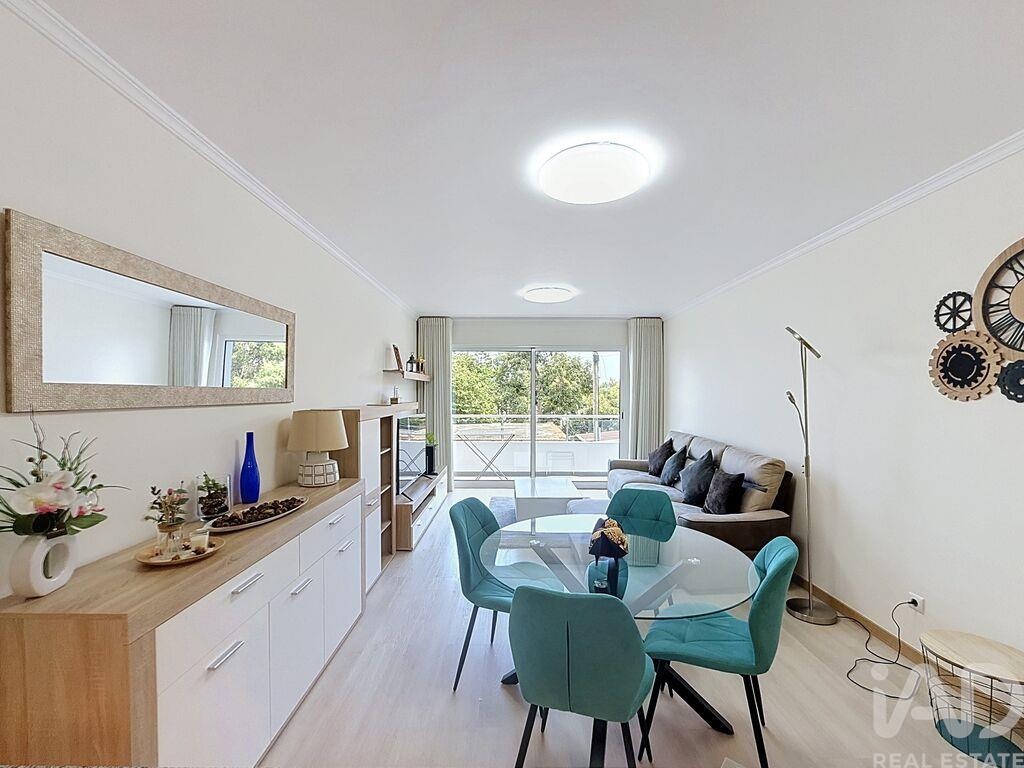 Apartment in Santa Cruz - Image 2