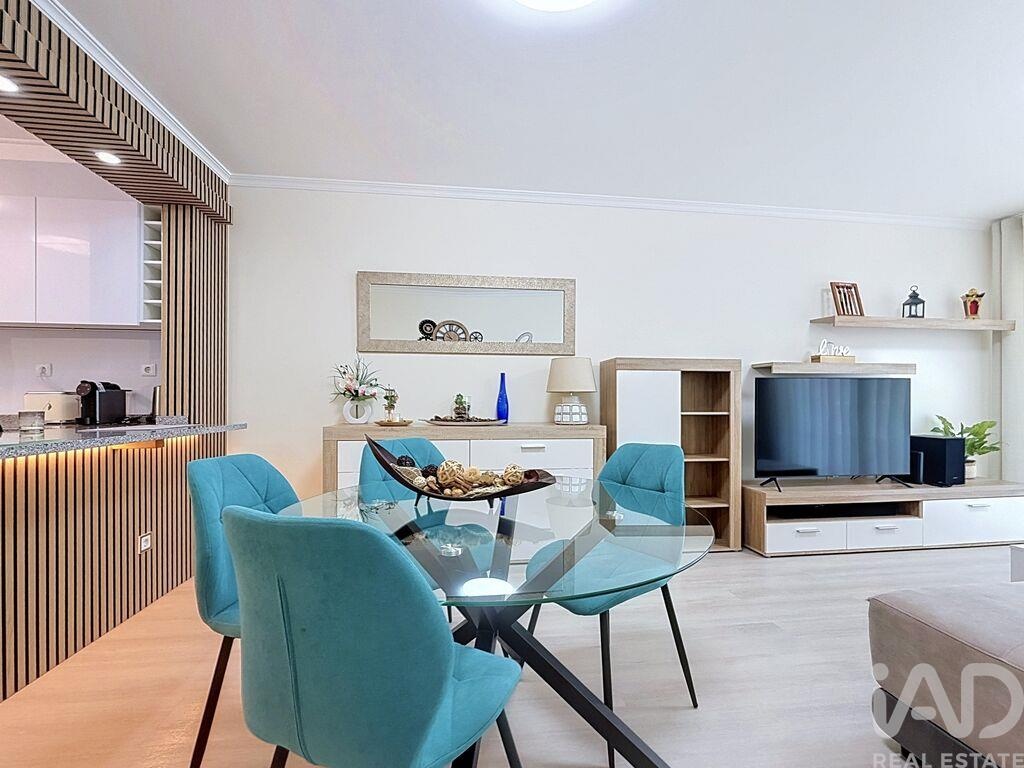 Apartment in Santa Cruz - Image 3
