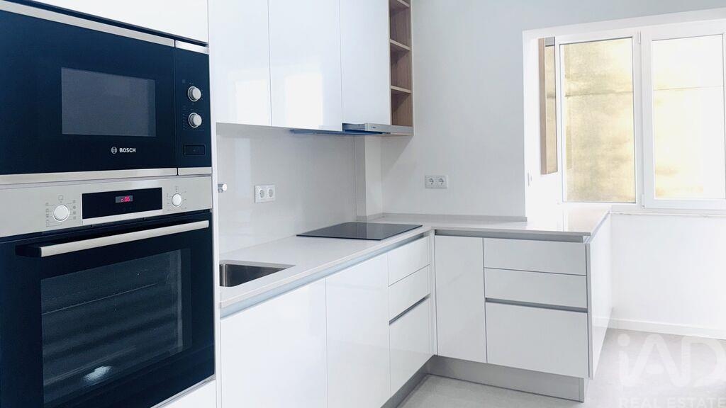 Apartment in Almada