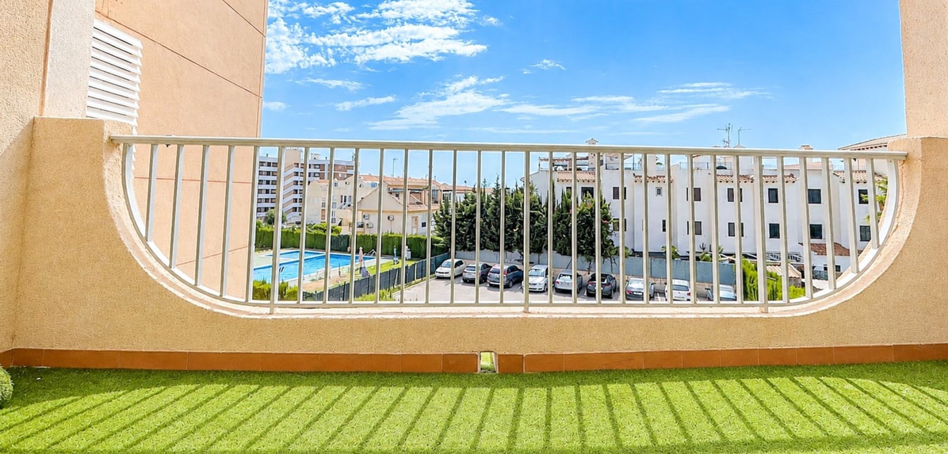Apartment in La Zenia - Image 2