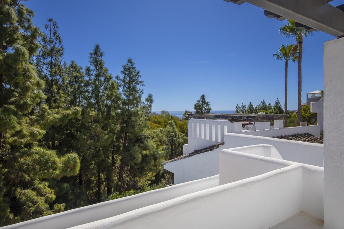 House in Mijas Costa - Image 3