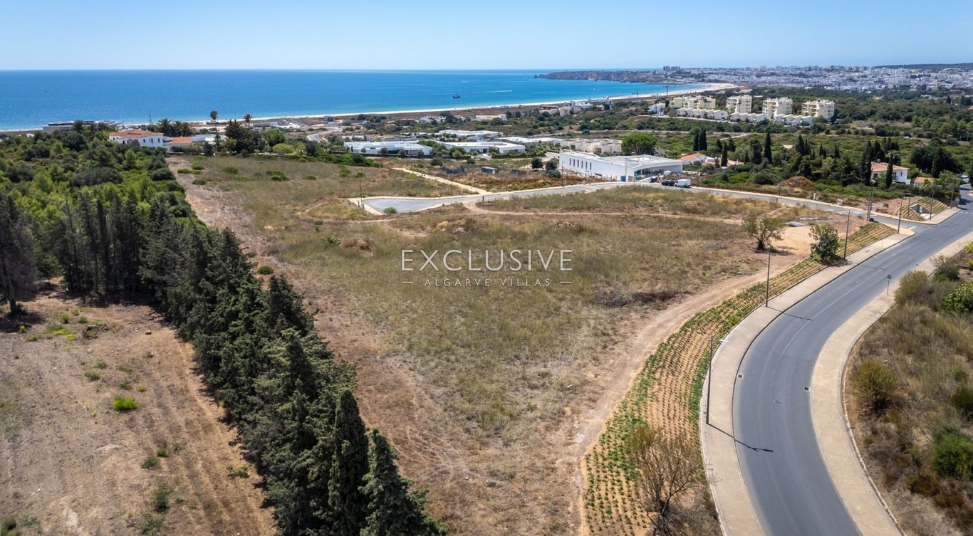 Land in Lagos - Image 3