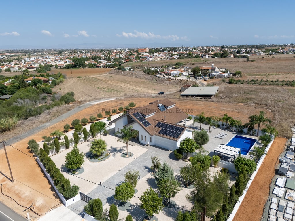 House in Frenaros