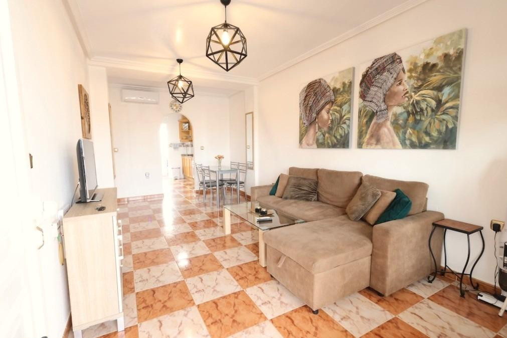 Apartment in La Zenia - Image 2