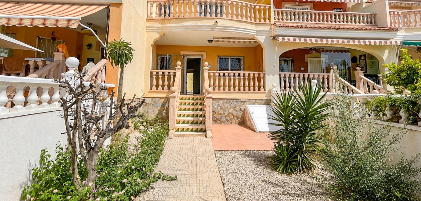 House in Dona Pepa - Image 2