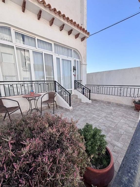 House in Villamartin - Image 3