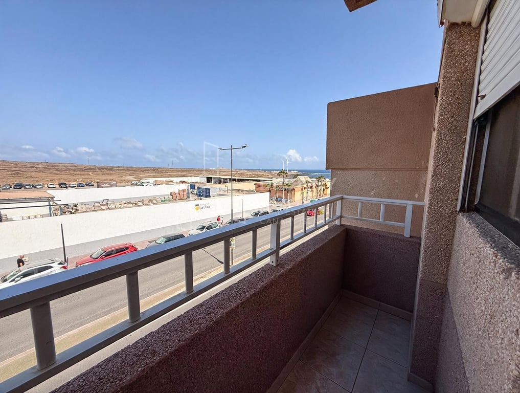House in Corralejo - Image 3