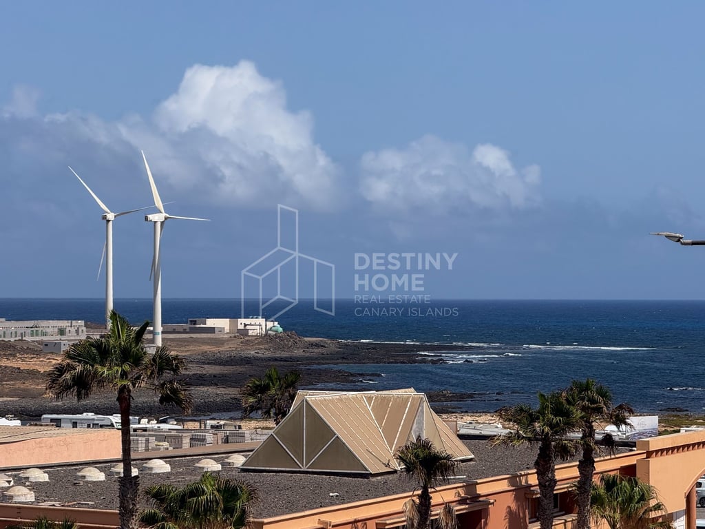 House in Corralejo - Image 2