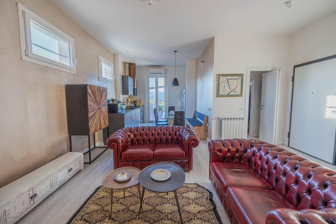 Apartment in Florence - Image 2