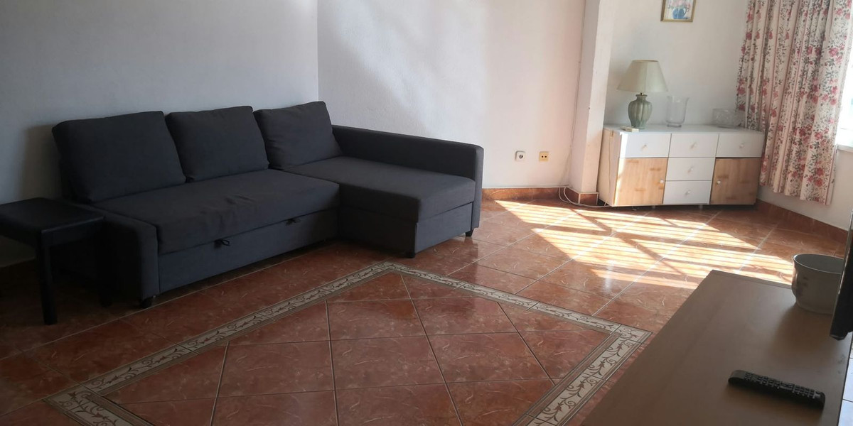Apartment in Fuengirola - Image 3