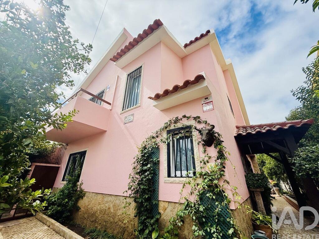 House in Cascais
