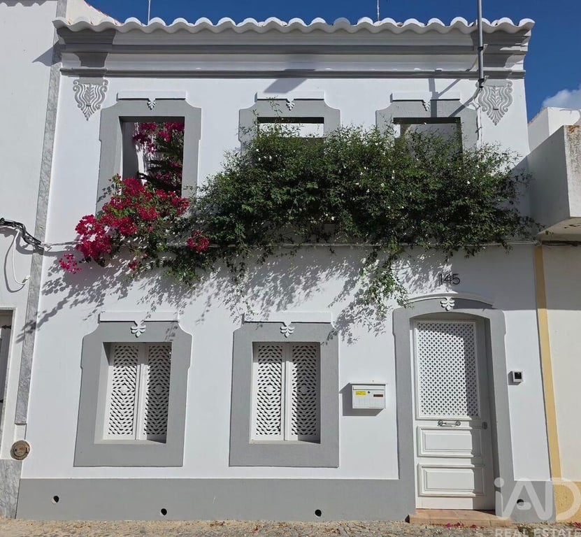 House in Santa Luzia