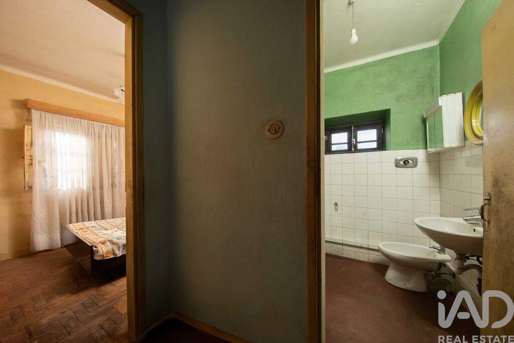 House in Lousa - Image 3