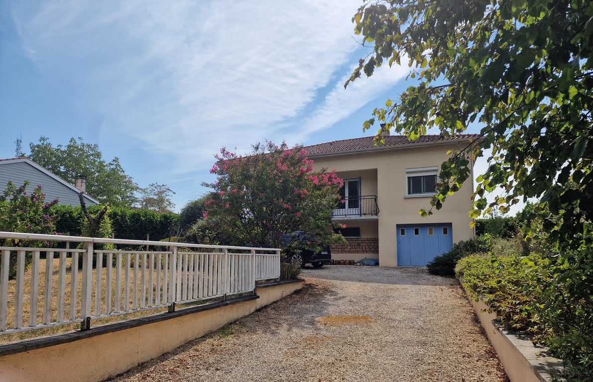 House in Monsegur