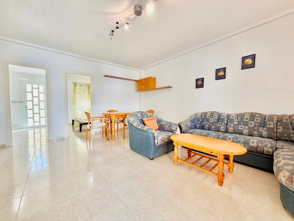 House in Dona Pepa - Image 3