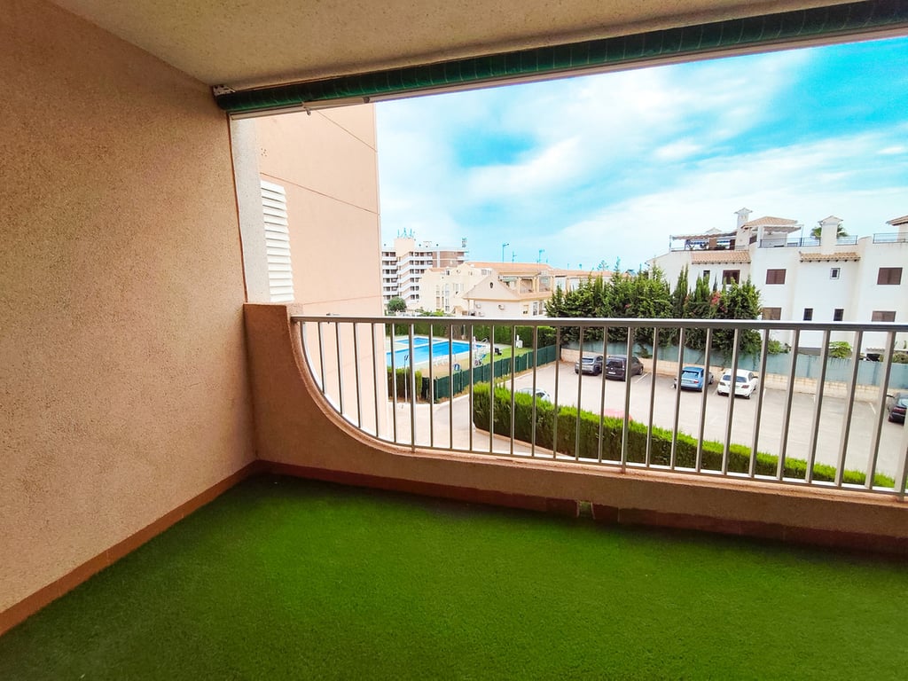 Apartment in La Zenia - Image 2
