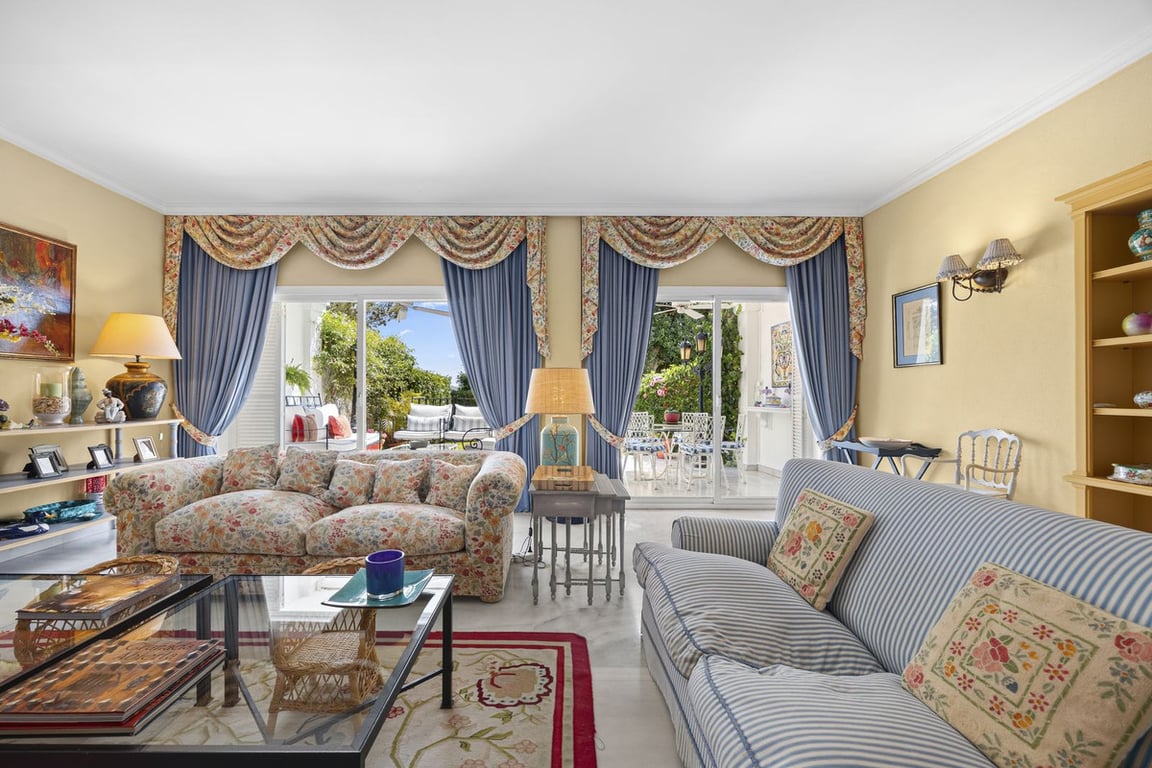 House in Lomas de la Quinta - Image 3
