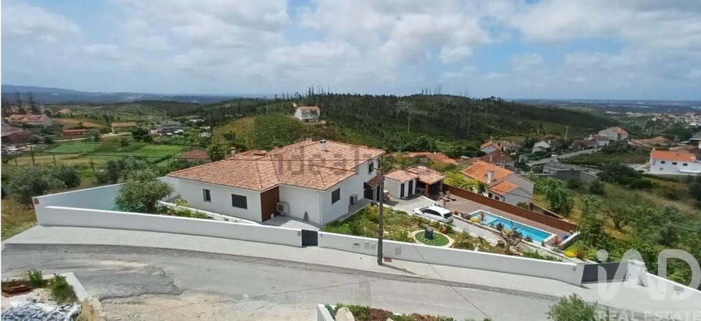 House in Colmeias - Image 2