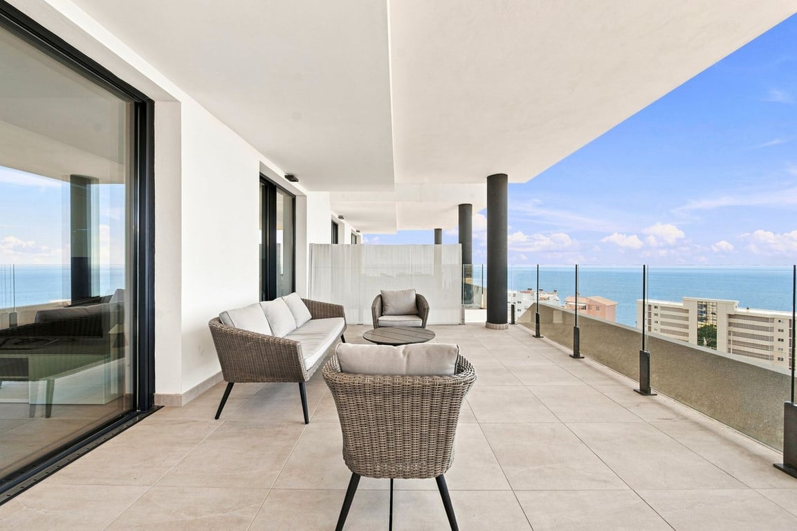 Apartment in Fuengirola - Image 2