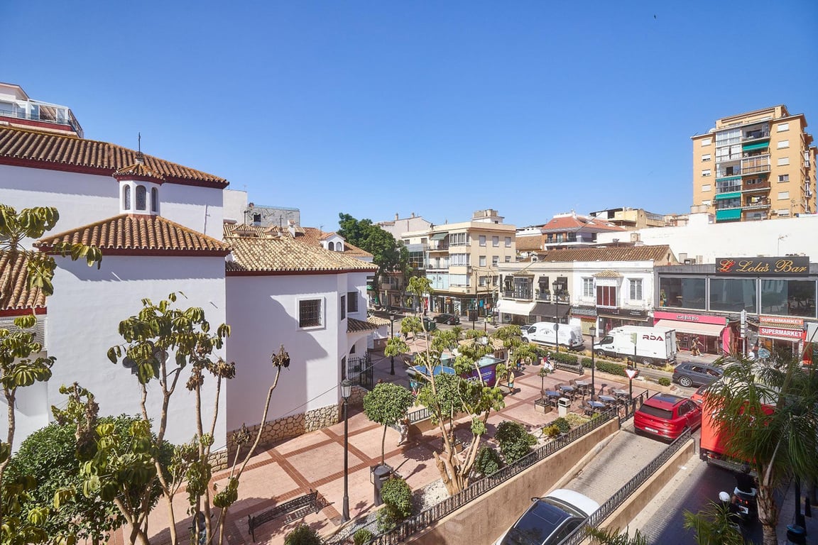 Apartment in Fuengirola - Image 2
