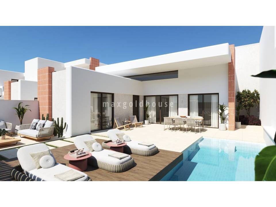 Villa in Roldan