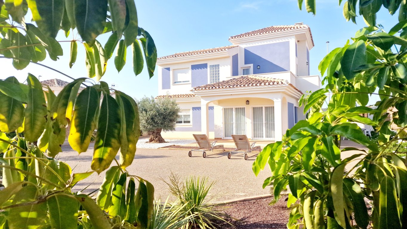 House in Purias - Image 3