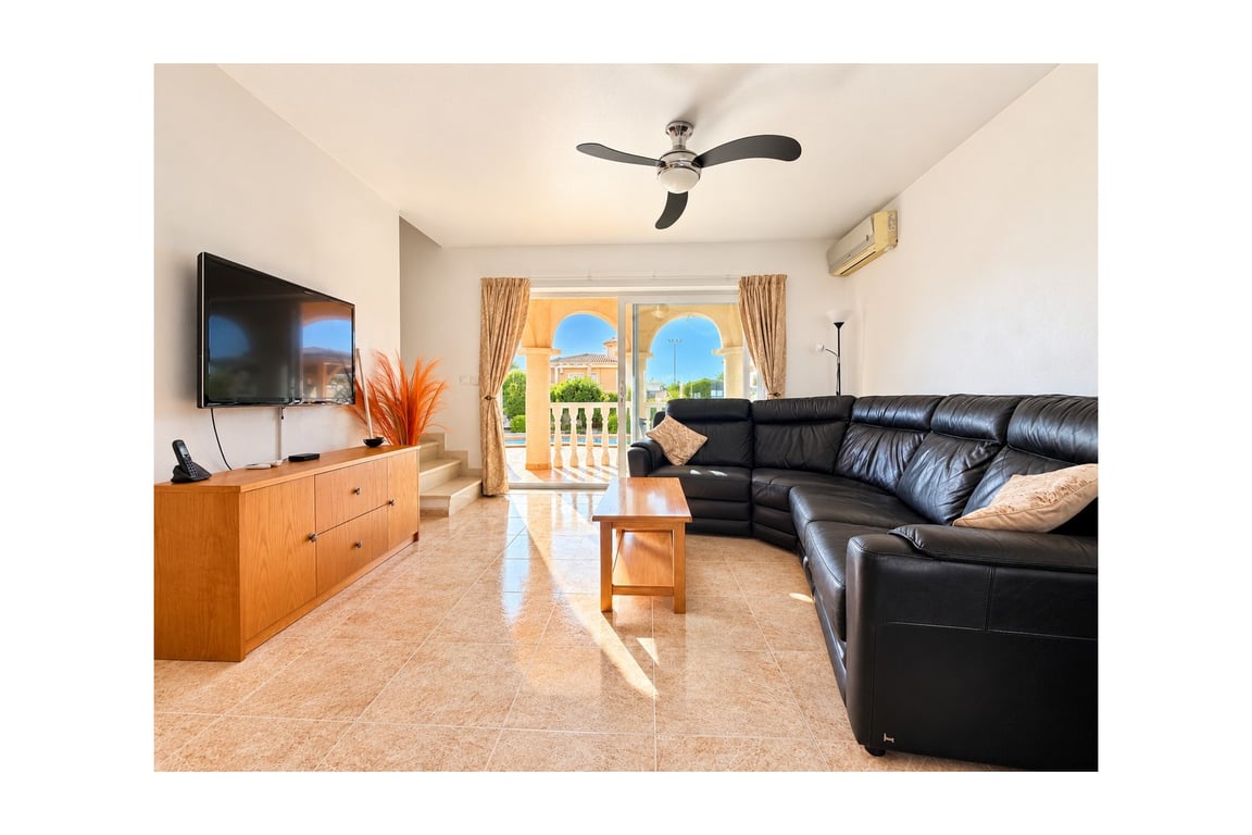 Villa in San Fulgencio - Image 3