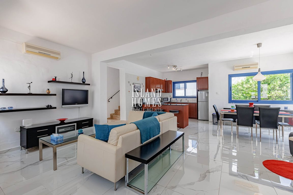 House in Pernera - Image 3