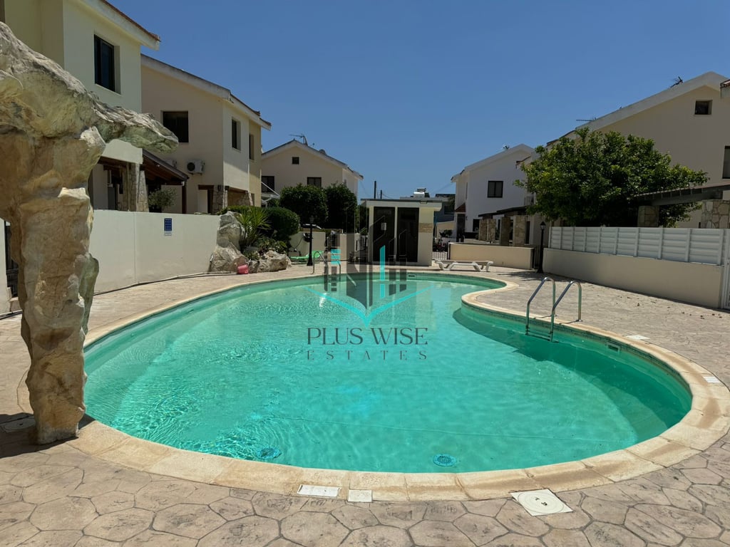 Villa in Larnaca - Image 3