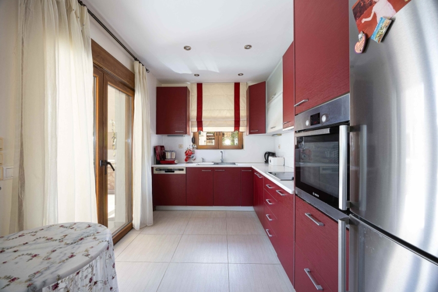 House in Gerani - Image 3
