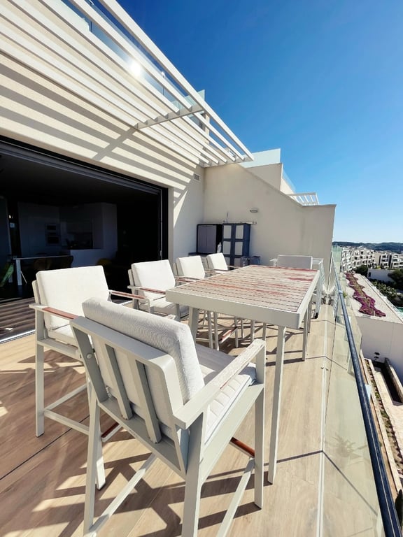 Penthouse in El Pinar de Campoverde - Image 2