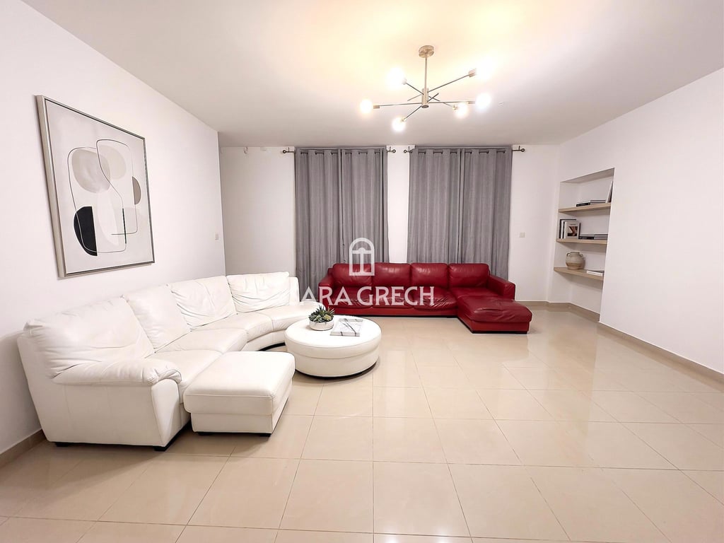 Apartment in Fgura - Image 2