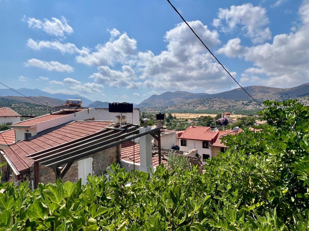 House in Fourni - Image 2