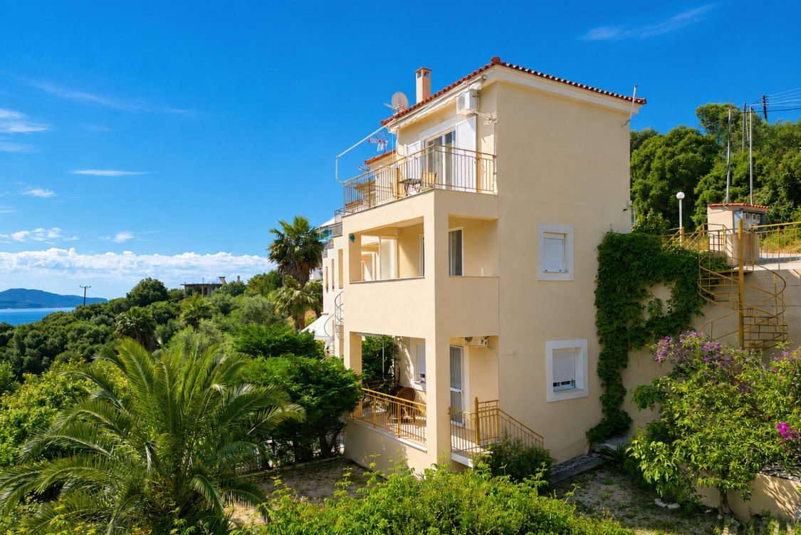 House in Kamaria