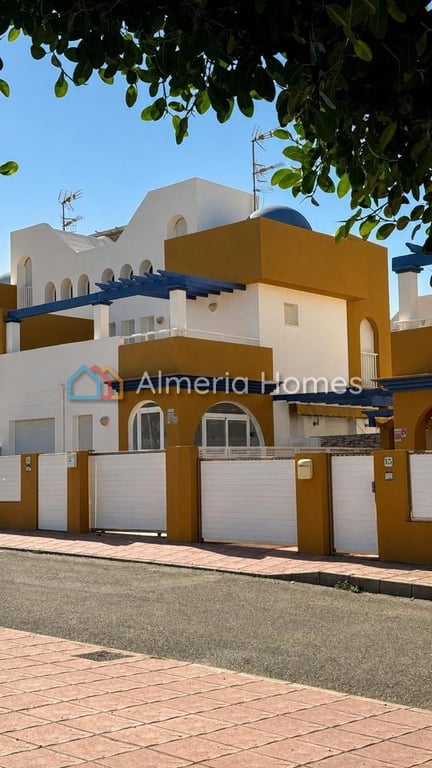 Villa in San Juan de los Terreros - Image 2