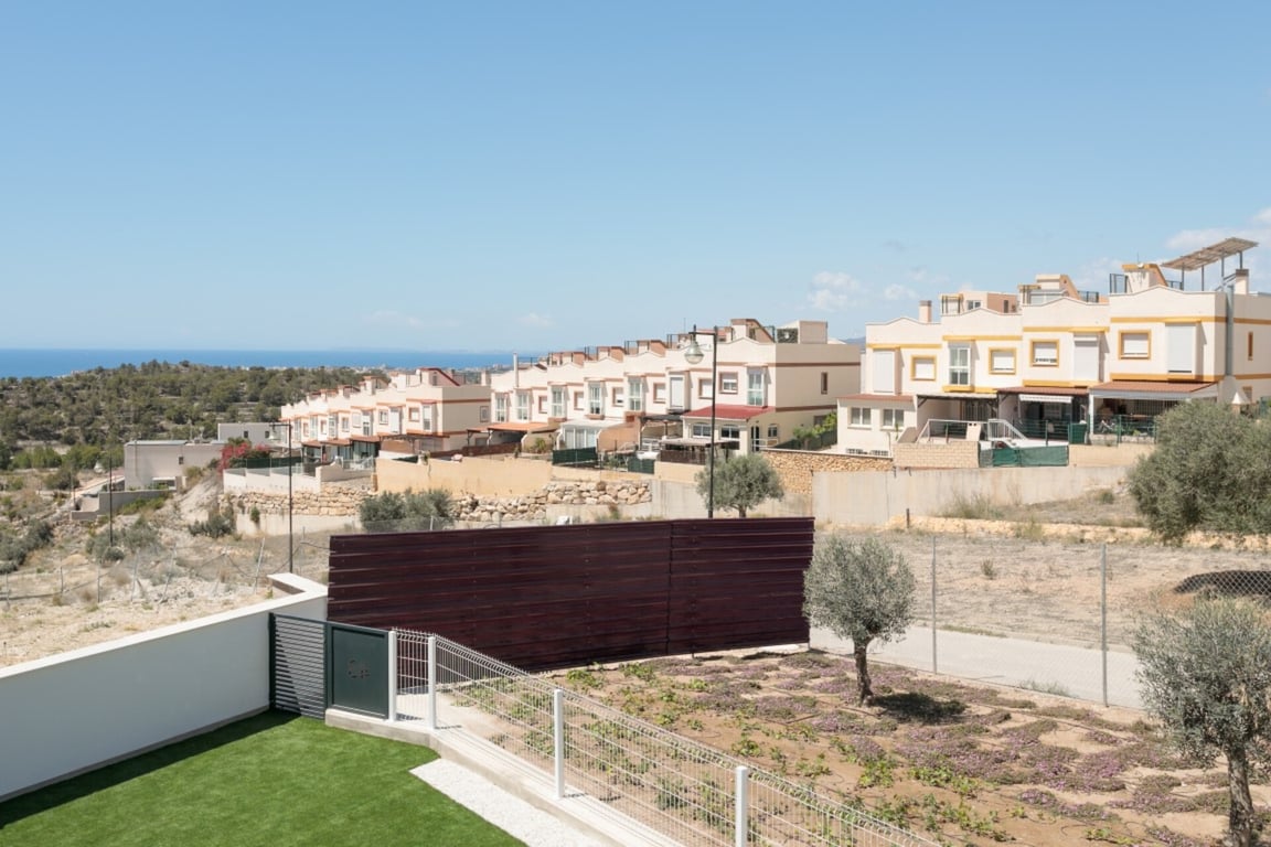 House in Finestrat - Image 2